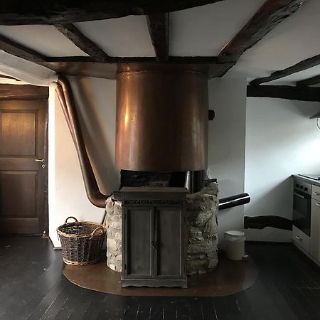 Authentiek Eifelhuis Hecken Buitenkant foto